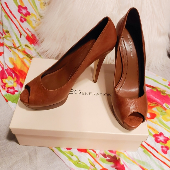 BCBG Retro 70s Cognac Leathet Platform Leather Spike Stiletto  Heels - Picture 2 of 7